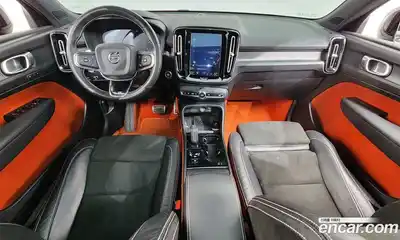 Volvo XC40 2018 2.0 гидро в Москве № 1348842, миниатюра 10