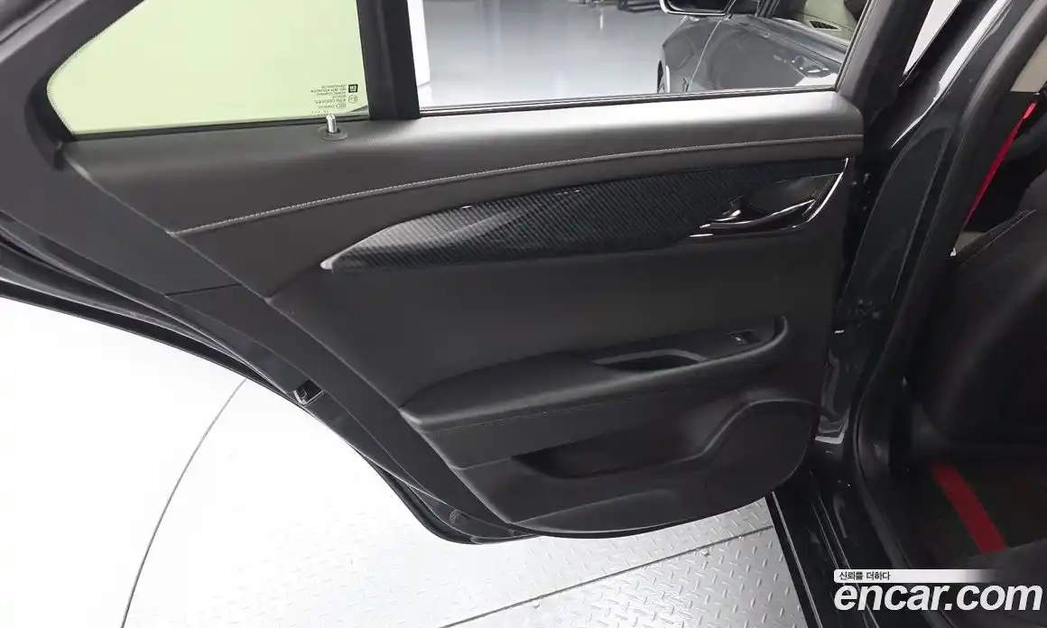 Cadillac ATS 2018 2.0 гидро в Москве № 1351314, фото 15