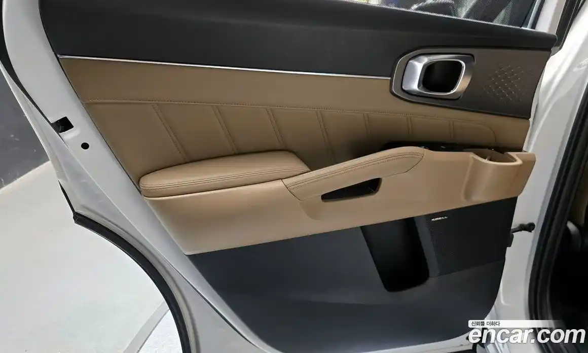 Kia Sorento 2023 2.5 гидро в Москве № 1399468, фото 15