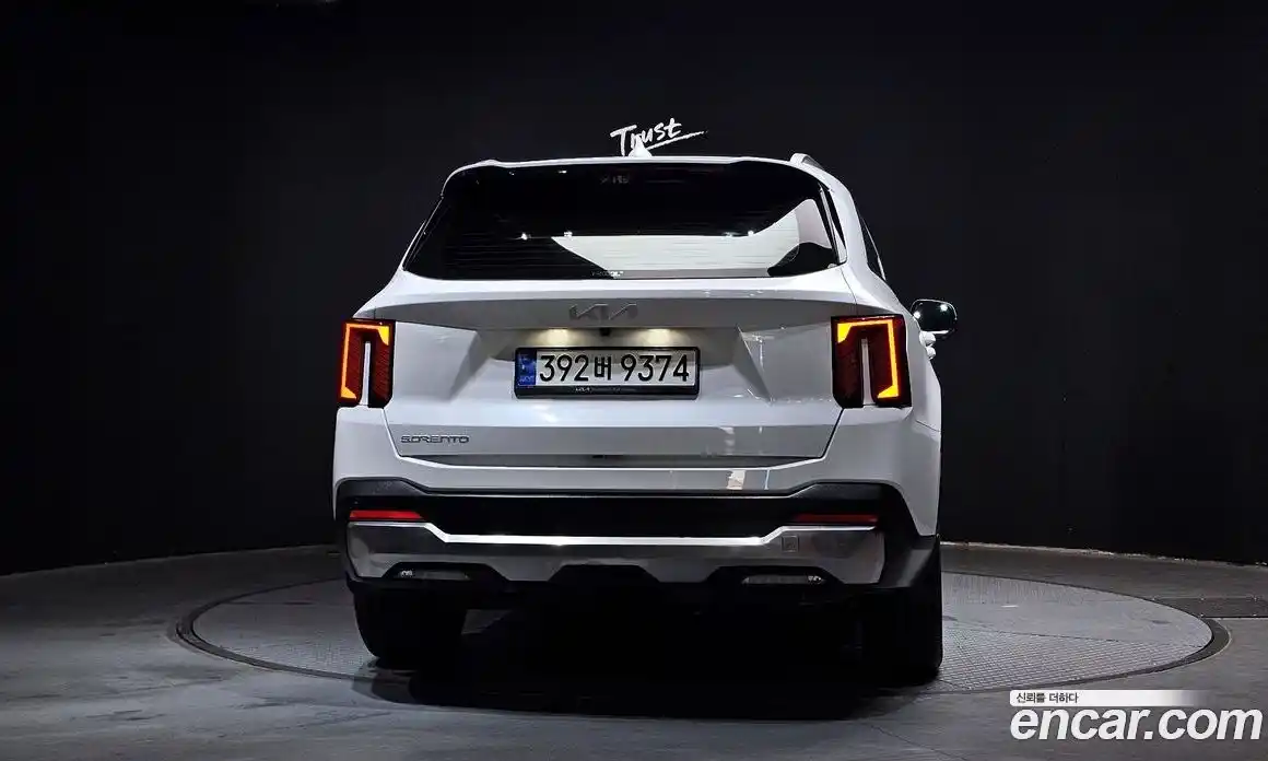 Kia Sorento 2023 2.5 гидро в Москве № 1399468, фото 4