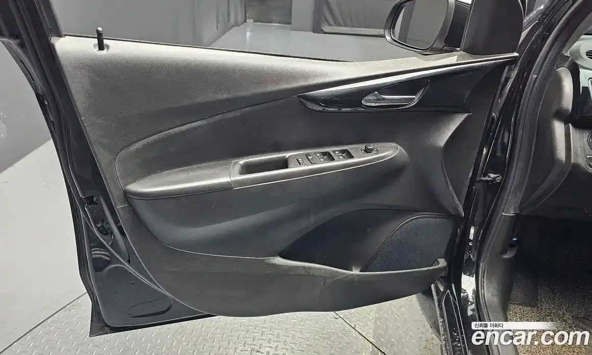 Chevrolet Spark 2018 1.0 гидро в Москве, фото 14