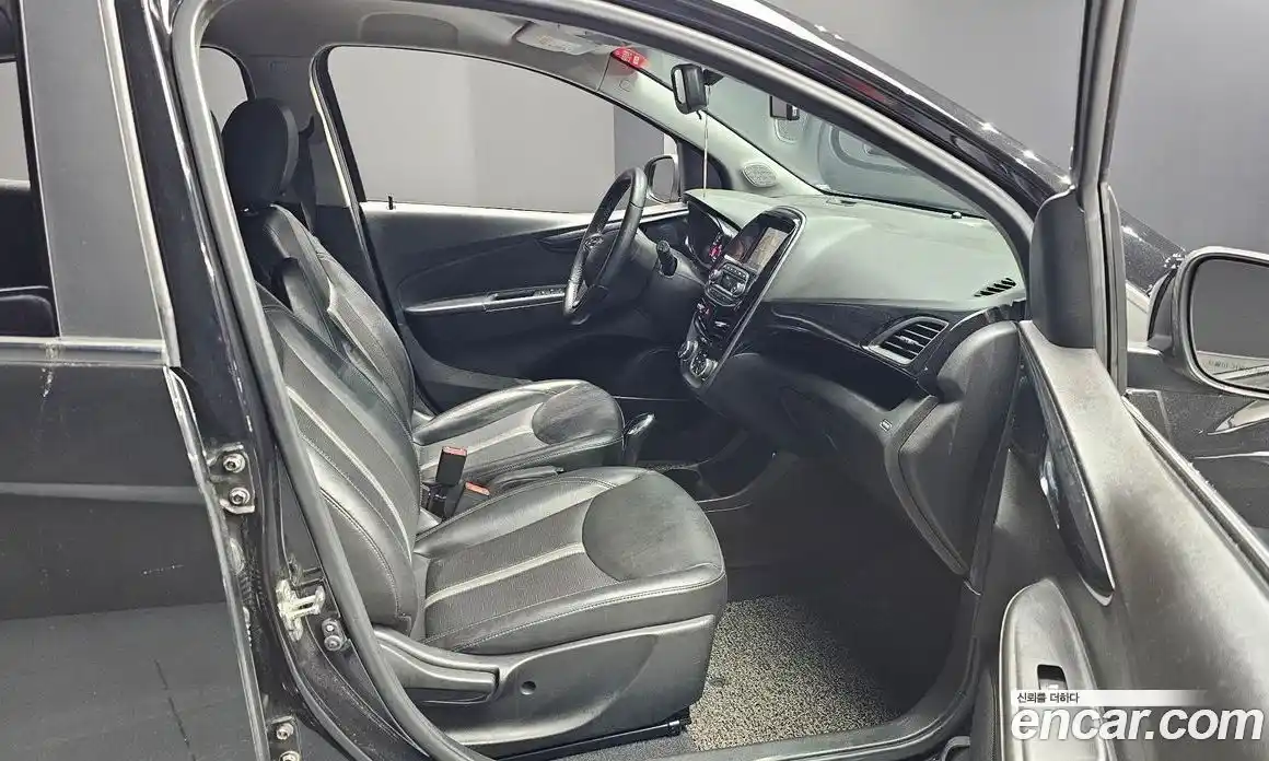 Chevrolet Spark 2018 1.0 гидро в Москве, фото 17