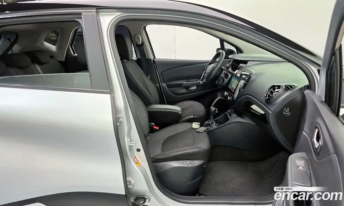 Renault QM3 2015 1.5 гидро в Москве № 1402757, фото 18