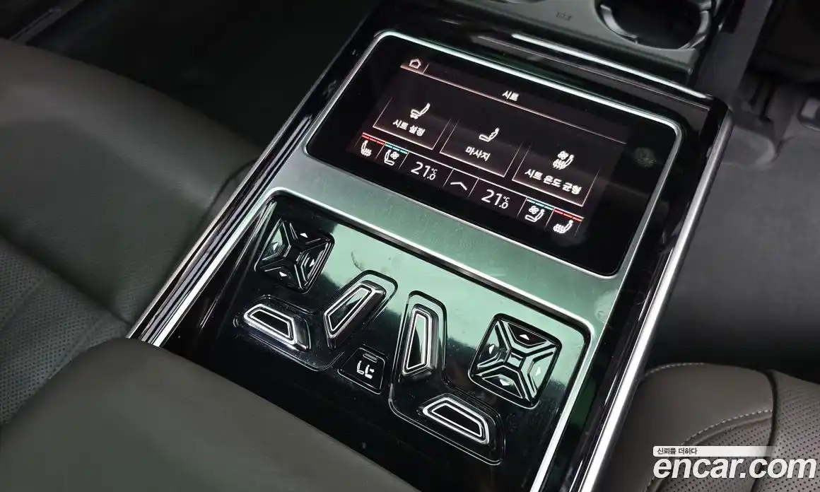 Audi A8 2022 3.0 гидро в Москве № 1404045, фото 24