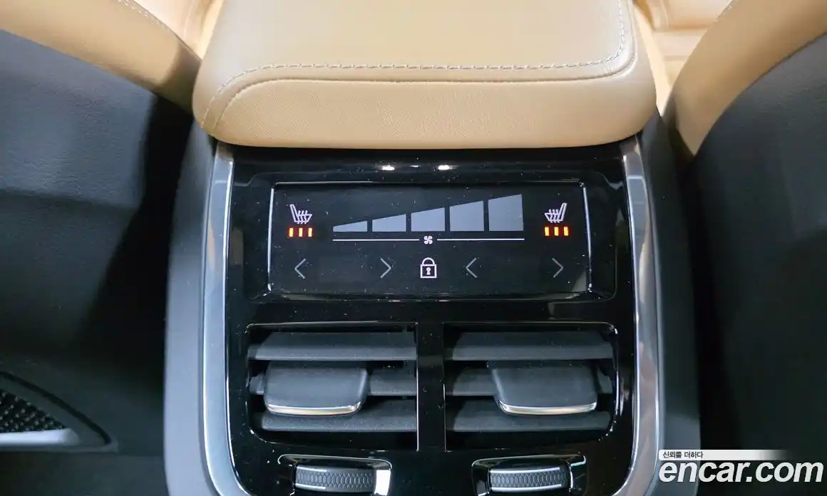Volvo V60 2019 2.0 гидро в Москве № 1404708, фото 24