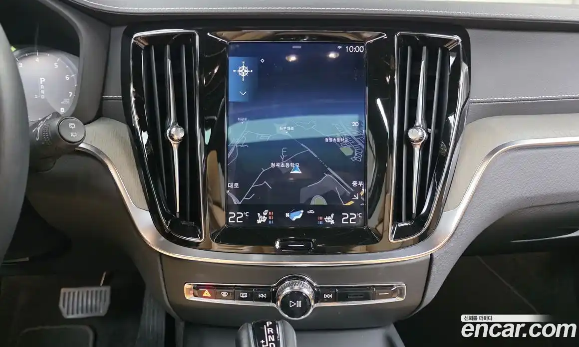 Volvo V60 2019 2.0 гидро в Москве № 1404708, фото 32