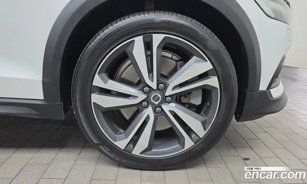 Volvo V60 2019 2.0 гидро в Москве № 1404708, фото 7