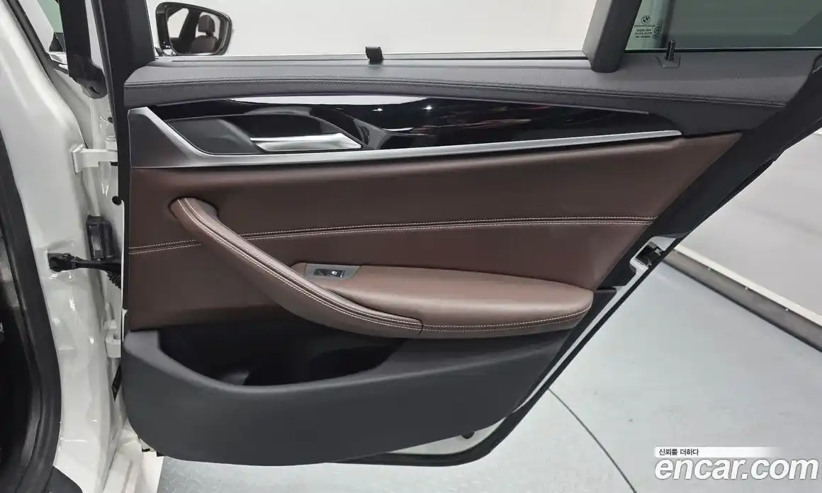 BMW 5-Series 2018 2.0 гидро в Москве № 1420042, фото 32