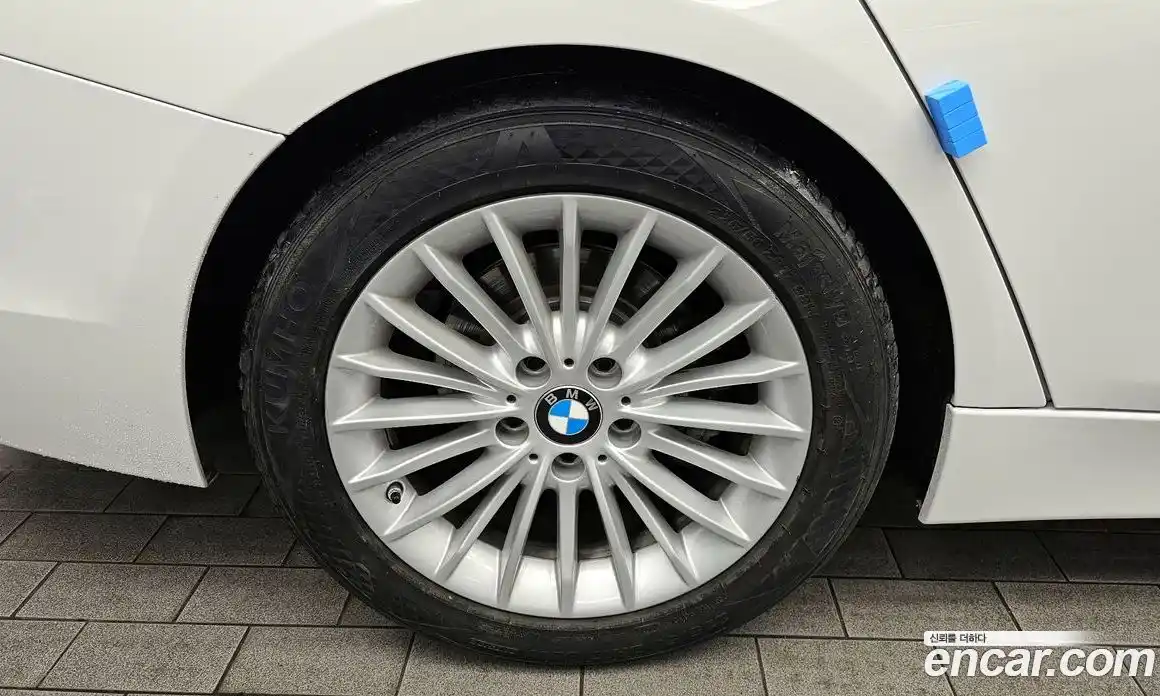 BMW 3-Series 2018 2.0 гидро в Москве, фото 4