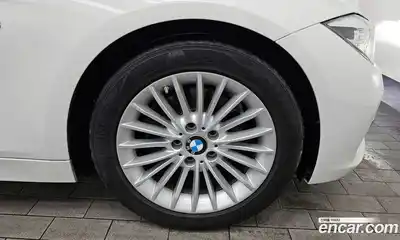 BMW 3-Series 2018 2.0 гидро в Москве, миниатюра 6