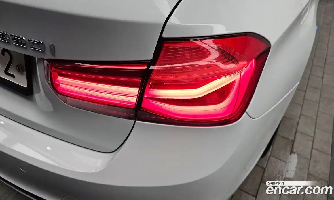 BMW 3-Series 2018 2.0 гидро в Москве, фото 8