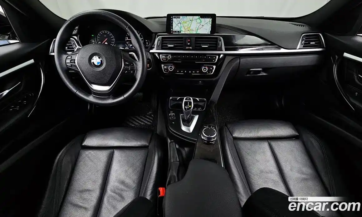 BMW 3-Series 2018 2.0 гидро в Москве, фото 9
