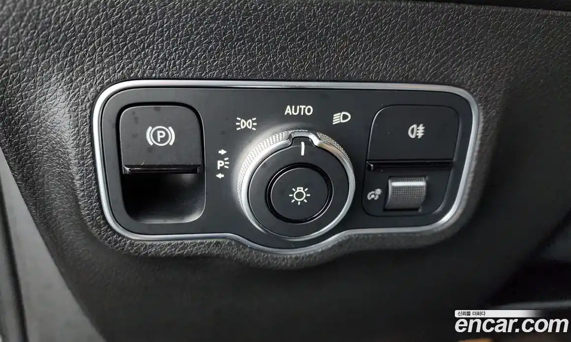 Mercedes-Benz GLB-Class 2021 2.0 гидро в Москве № 1421920, фото 28