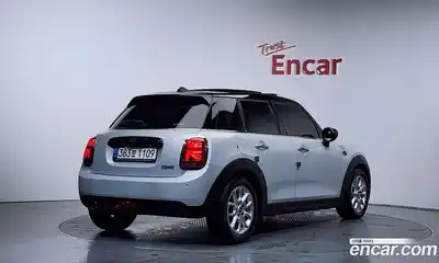 Mini Cooper 2021 1.5 гидро в Москве № 1423677, миниатюра 2
