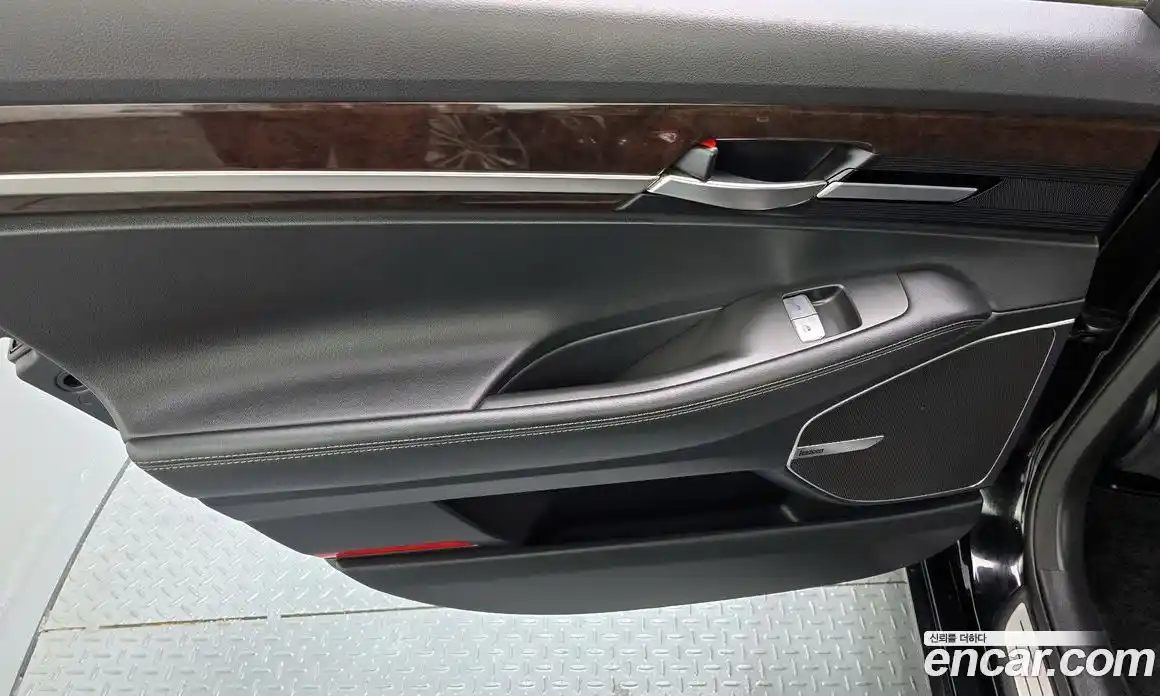 Genesis EQ900 2016 3.8 гидро в Москве, фото 15