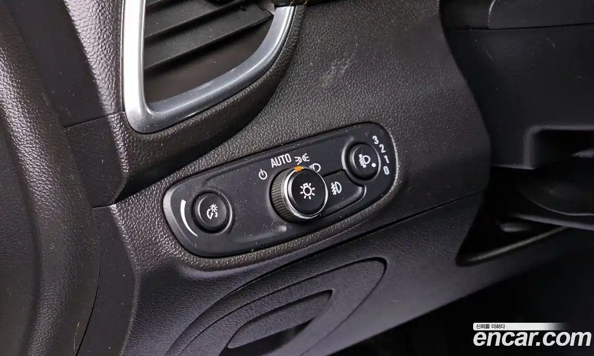 Chevrolet Trax 2017 1.4 гидро в Москве № 1541629, фото 23