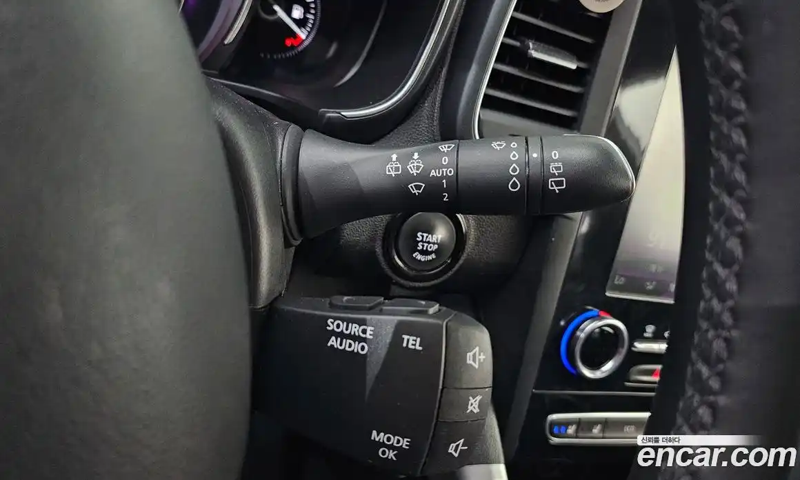 Renault QM6 2021 2.0 гидро в Москве № 1542968, фото 28
