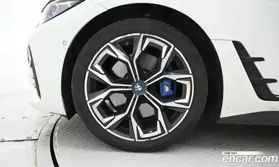 BMW i4 2023 0.2 гидро в Москве № 1544625, миниатюра 5