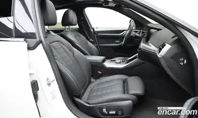 BMW i4 2023 0.2 гидро в Москве № 1544625, миниатюра 10