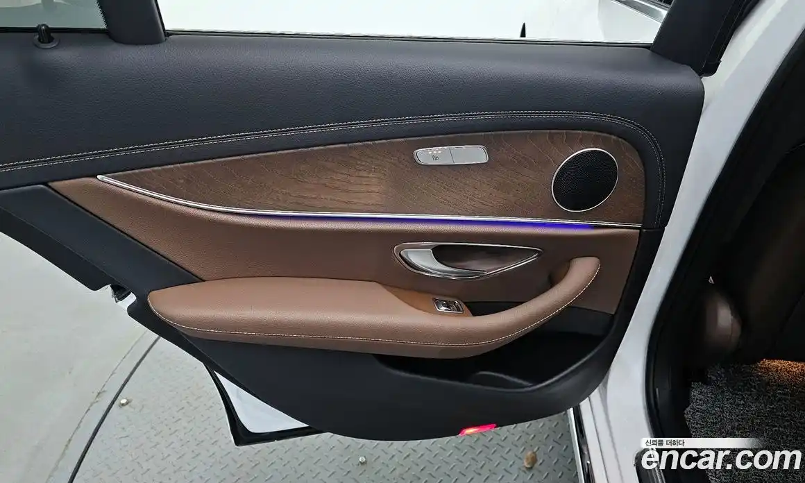 Mercedes-Benz E-Class 2021 2.0 гидро в Москве № 1544878, фото 15