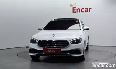 Mercedes-Benz E-Class 2021 2.0 гидро в Москве № 1544878, миниатюра 3