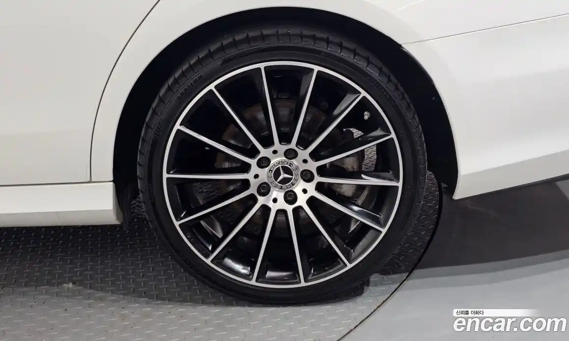 Mercedes-Benz E-Class 2023 2.0 гидро в Москве № 1545009, фото 7