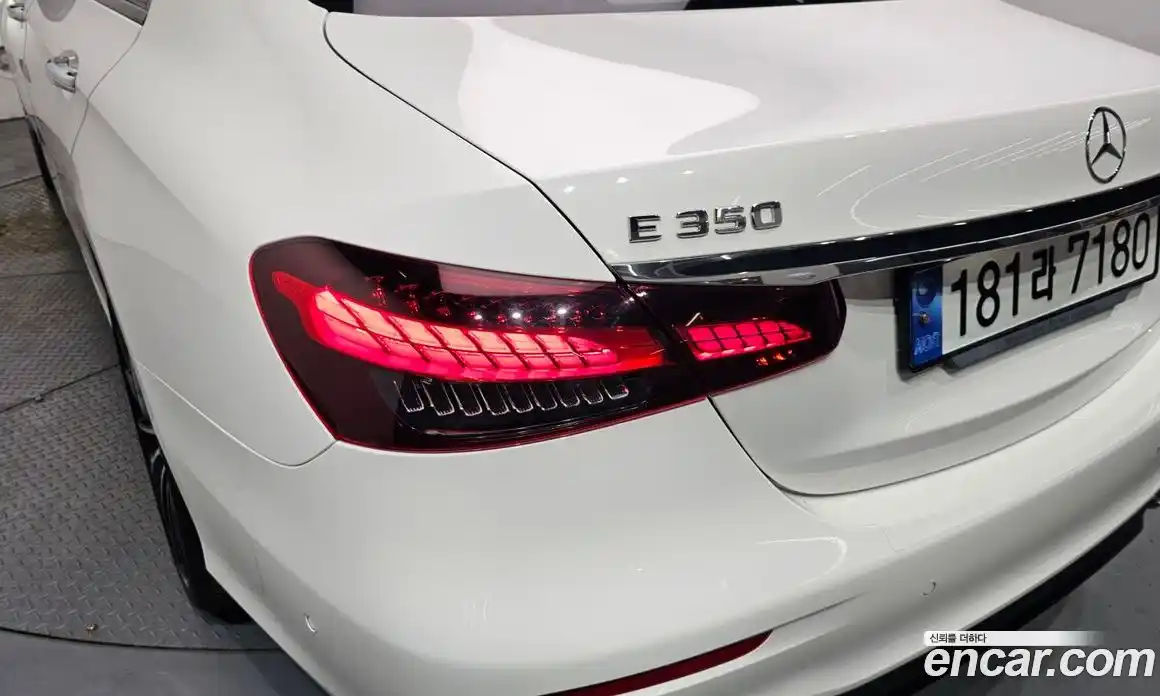 Mercedes-Benz E-Class 2023 2.0 гидро в Москве № 1545009, фото 9