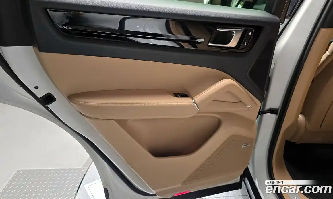 Porsche Cayenne 2020 3.0 гидро в Москве № 1547186, фото 15