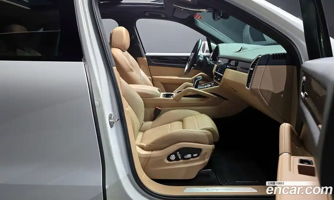 Porsche Cayenne 2020 3.0 гидро в Москве № 1547186, фото 16