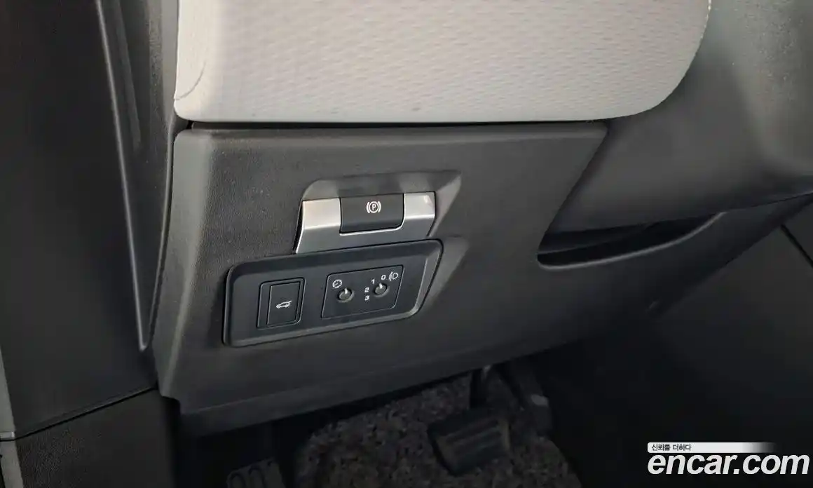 Land Rover Range-Rover Evoque 2021 2.0 гидро в Москве № 1547540, фото 20