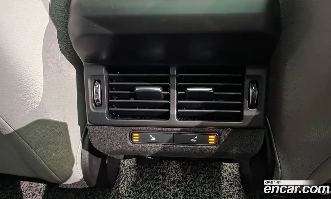 Land Rover Range-Rover Evoque 2021 2.0 гидро в Москве № 1547540, фото 24