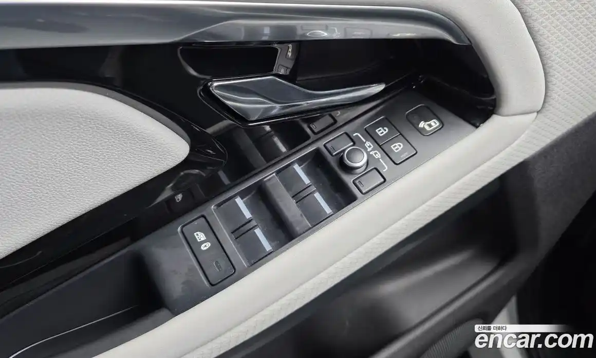 Land Rover Range-Rover Evoque 2021 2.0 гидро в Москве № 1547540, фото 27