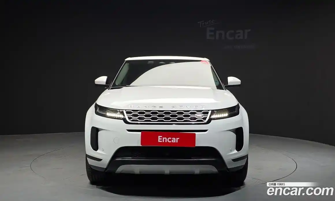 Land Rover Range-Rover Evoque 2021 2.0 гидро в Москве № 1547540, фото 3