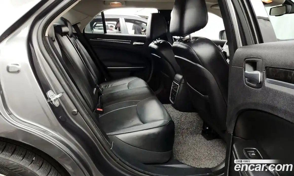 Chrysler 300C 2016 3.6 гидро в Москве № 1551541, фото 18