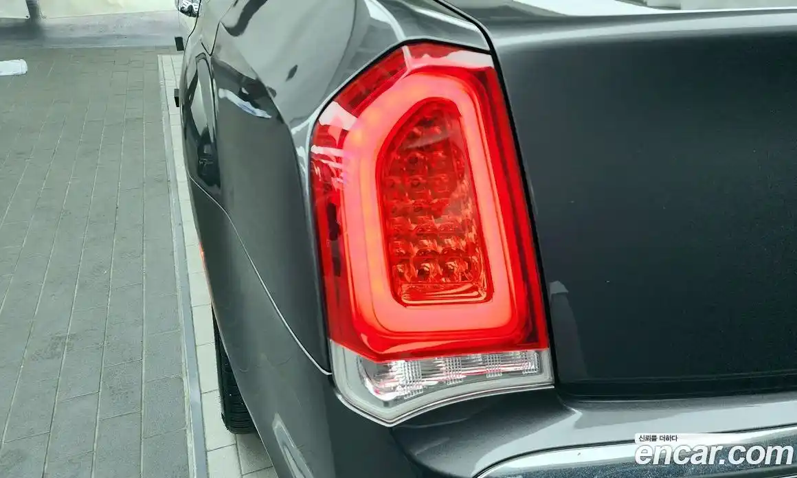 Chrysler 300C 2016 3.6 гидро в Москве № 1551541, фото 9