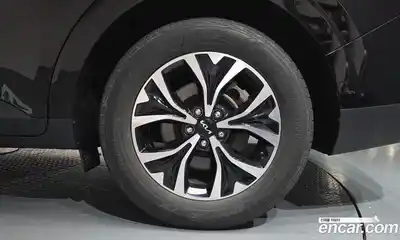 Kia Canival 2023 3.5 гидро в Москве № 1611548, миниатюра 7