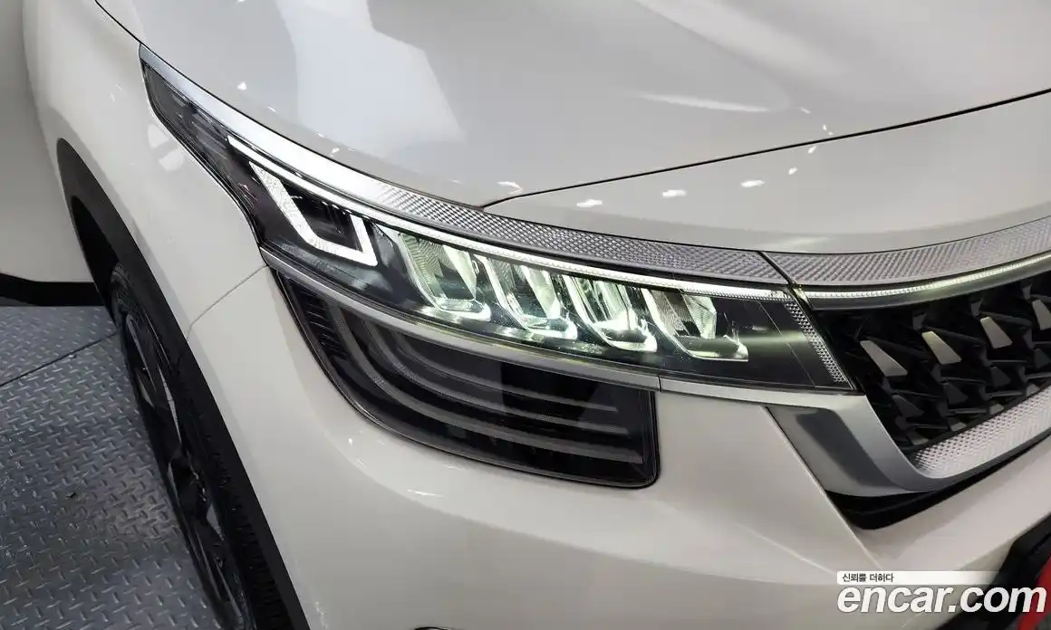 Kia Seltos 2022 1.6 гидро в Москве № 1611663, фото 8
