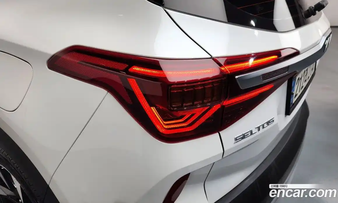 Kia Seltos 2022 1.6 гидро в Москве № 1611663, фото 9