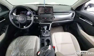 Kia Seltos 2022 1.6 гидро в Москве № 1611663, миниатюра 10