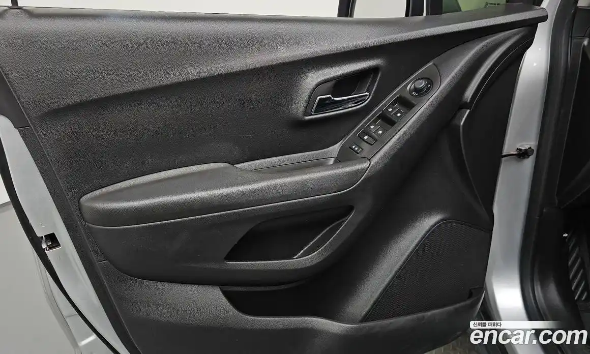 Chevrolet Trax 2015 1.4 гидро в Москве № 1613632, фото 14