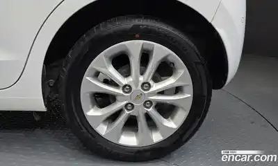 Chevrolet Spark 2022 1.0 гидро в Москве № 1613818, миниатюра 6