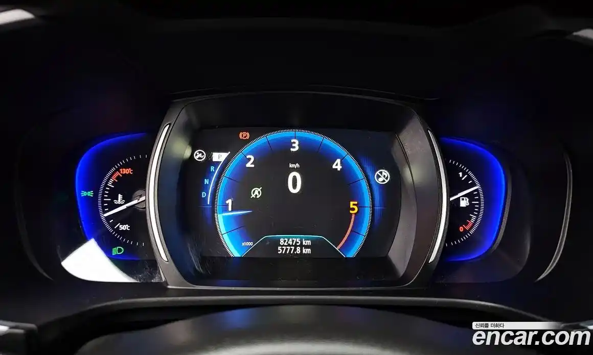 Renault QM6 2017 2.0 гидро в Москве № 1615377, фото 11
