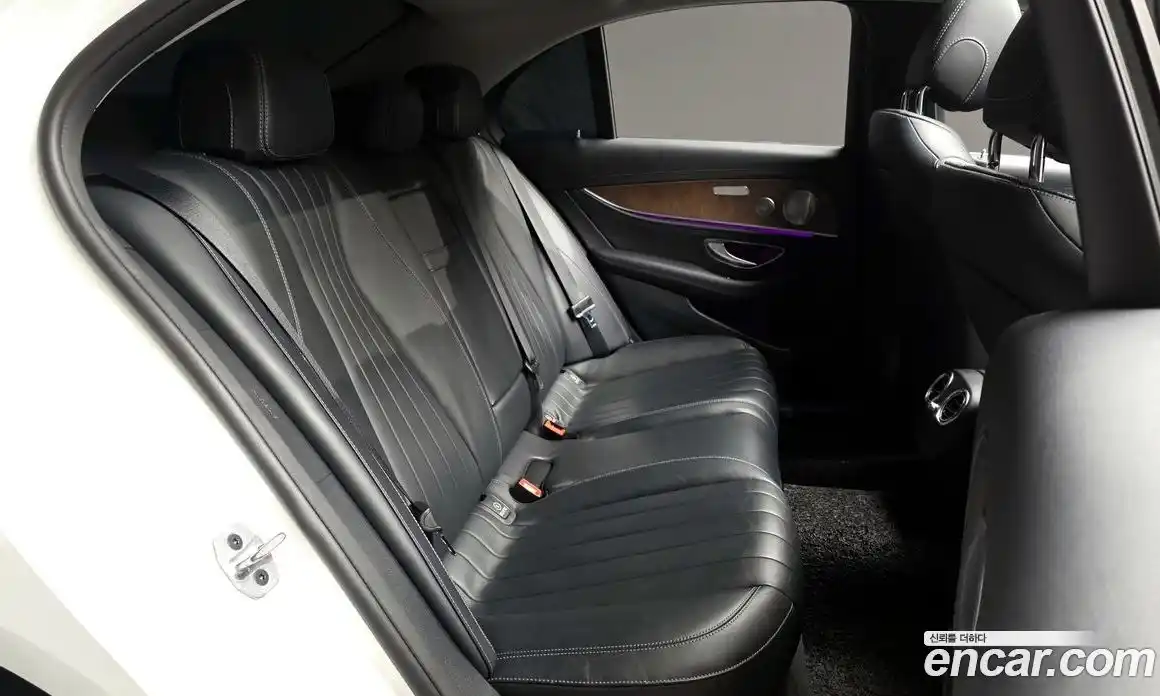 Mercedes-Benz E-Class 2018 2.0 гидро в Москве № 1617437, фото 17