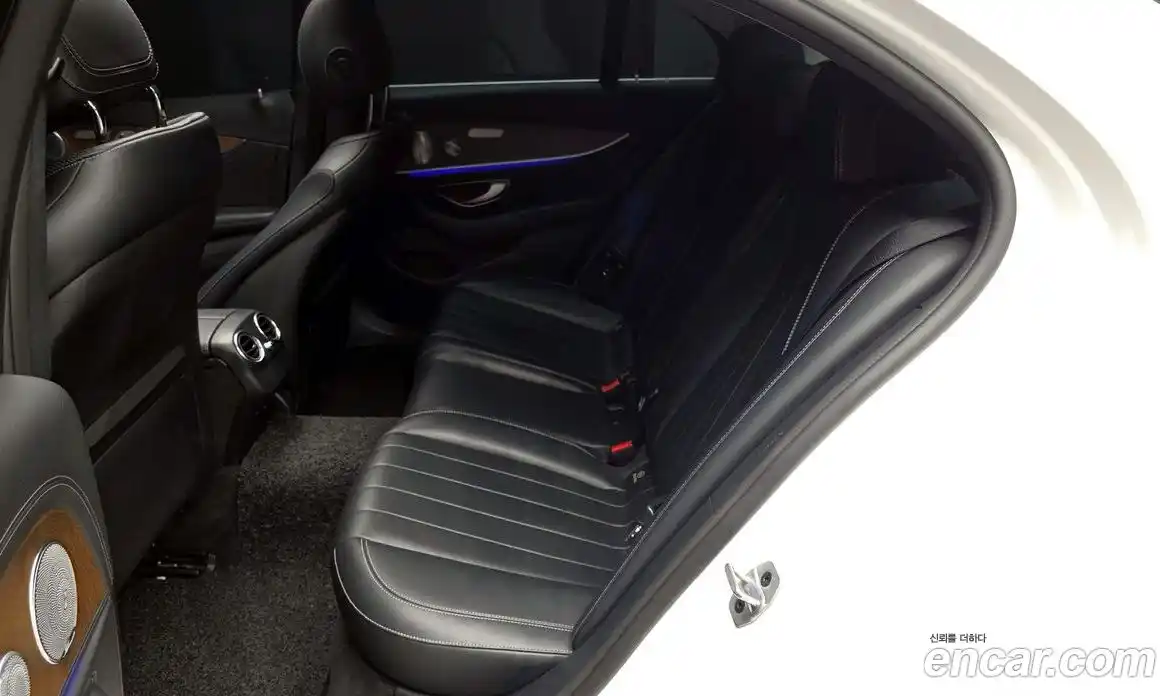 Mercedes-Benz E-Class 2018 2.0 гидро в Москве № 1617437, фото 18