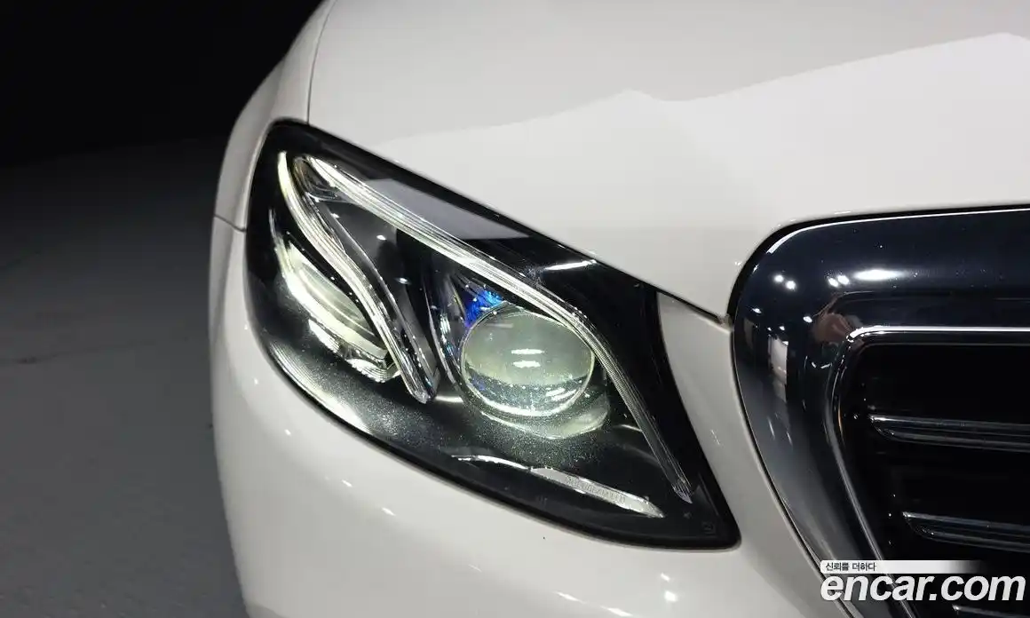 Mercedes-Benz E-Class 2018 2.0 гидро в Москве № 1617437, фото 8