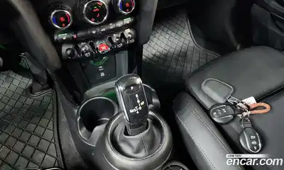 Mini Cooper 2020 1.5 гидро в Москве № 1620016, миниатюра 12
