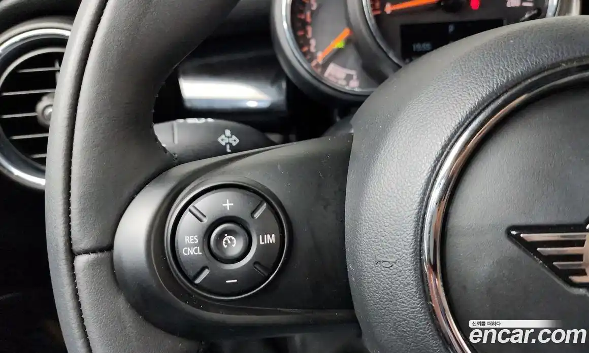 Mini Cooper 2020 1.5 гидро в Москве № 1620016, фото 23