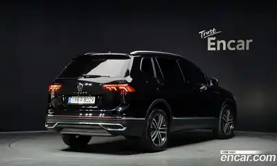Volkswagen Tiguan 2022 2.0 гидро в Москве № 1623041, миниатюра 2