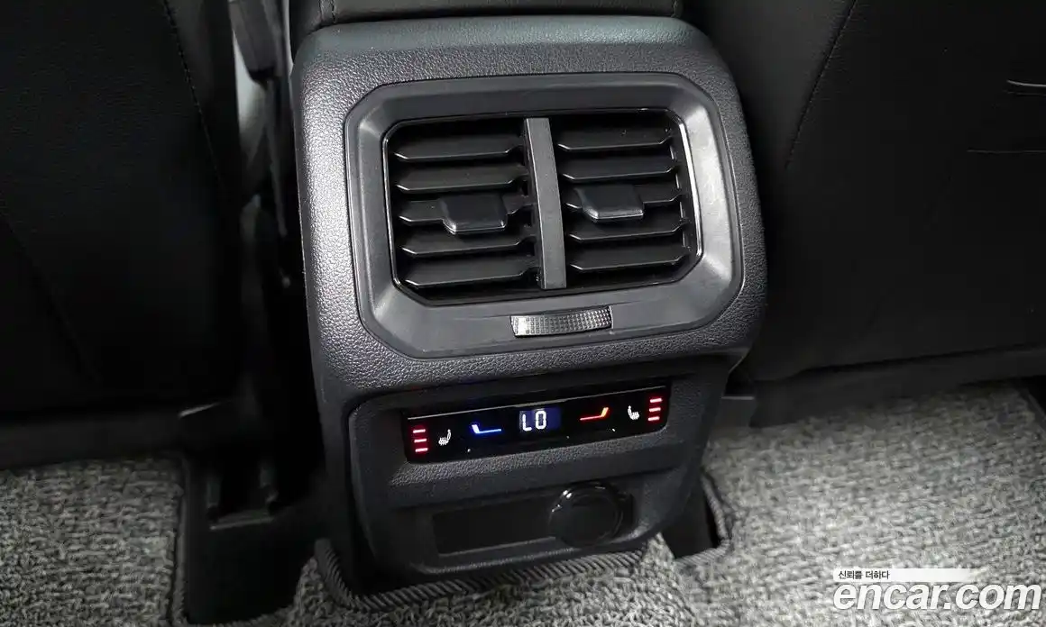 Volkswagen Tiguan 2022 2.0 гидро в Москве № 1623041, фото 24