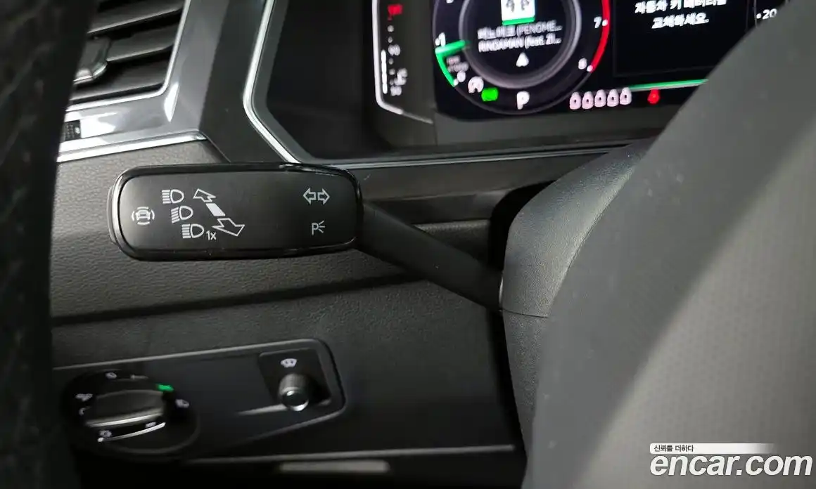 Volkswagen Tiguan 2022 2.0 гидро в Москве № 1623041, фото 28